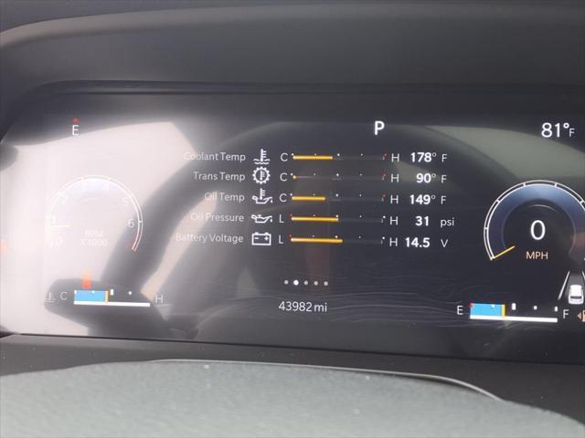 Photo of 2022 Ember Pearlcoat Jeep Grand Cherokee L