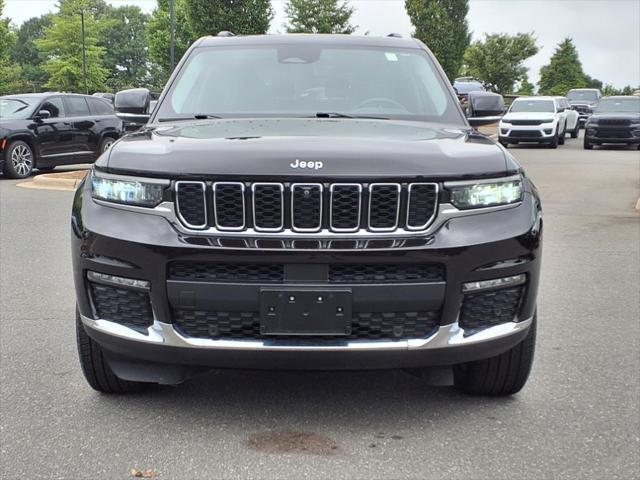 Photo of 2022 Ember Pearlcoat Jeep Grand Cherokee L