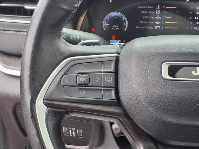 Photo of 2022 Ember Pearlcoat Jeep Grand Cherokee L