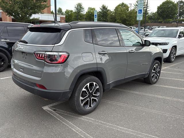 Photo of 2022 Sting-Gray Clearcoat Jeep Compass