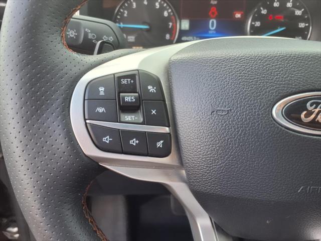 Photo of 2022 Carbonized Gray Metallic Ford Explorer