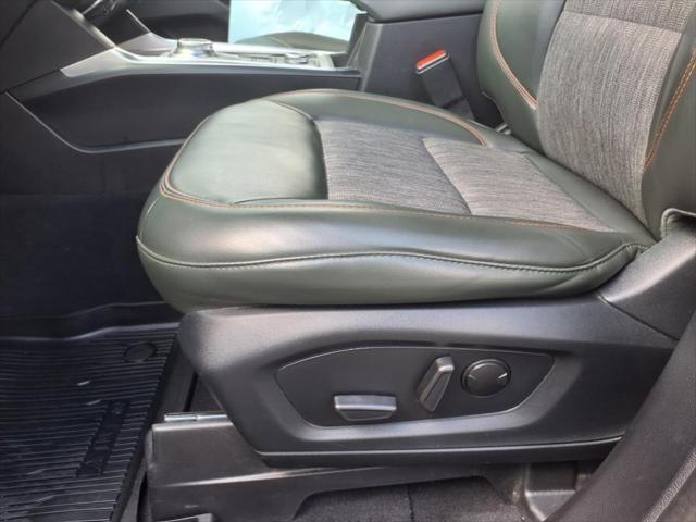 Photo of 2022 Carbonized Gray Metallic Ford Explorer