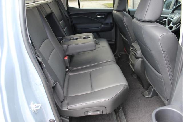 Photo of 2024 Gray Honda Ridgeline