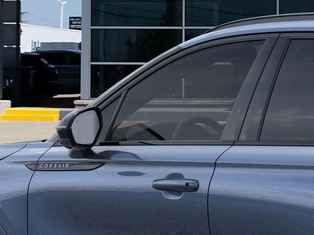 Photo of 2025 Whisper White Lincoln Corsair