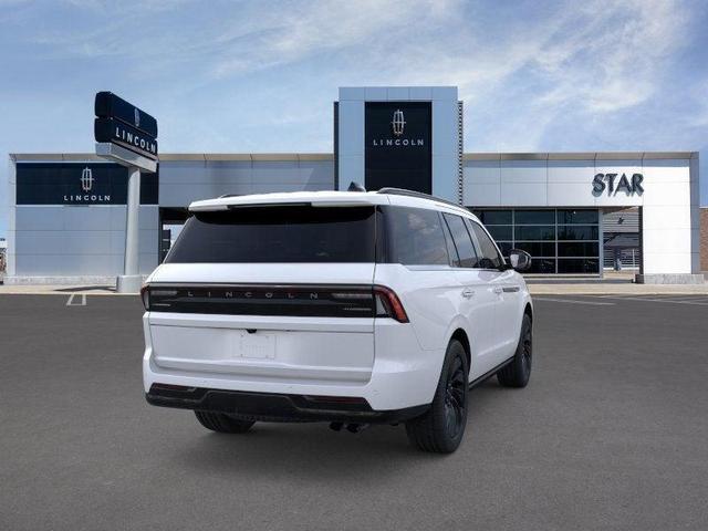 Photo of 2025 Pristine White Lincoln Navigator
