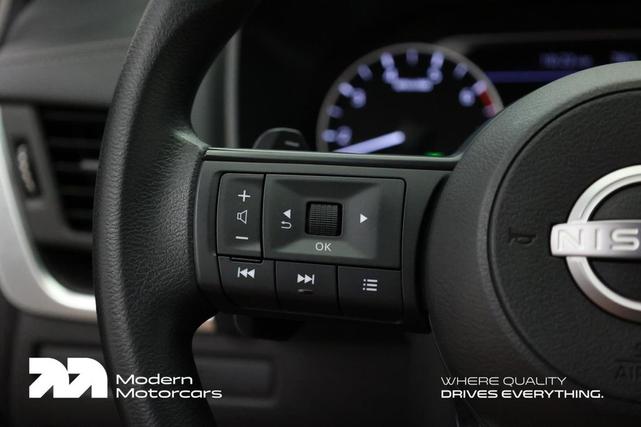 Photo of 2024 Gun Metallic Nissan Rogue