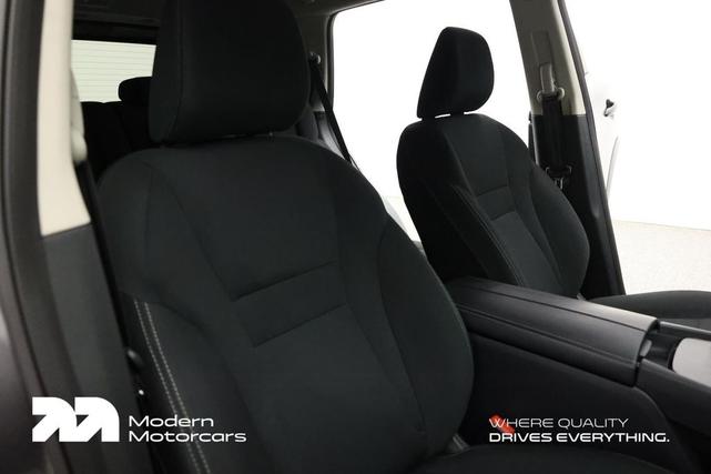 Photo of 2024 Gun Metallic Nissan Rogue
