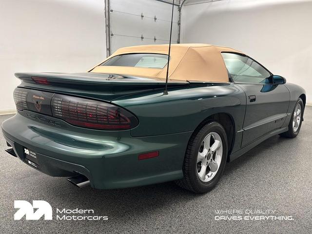 Photo of 1995 Dark Green Metallic Pontiac Firebird