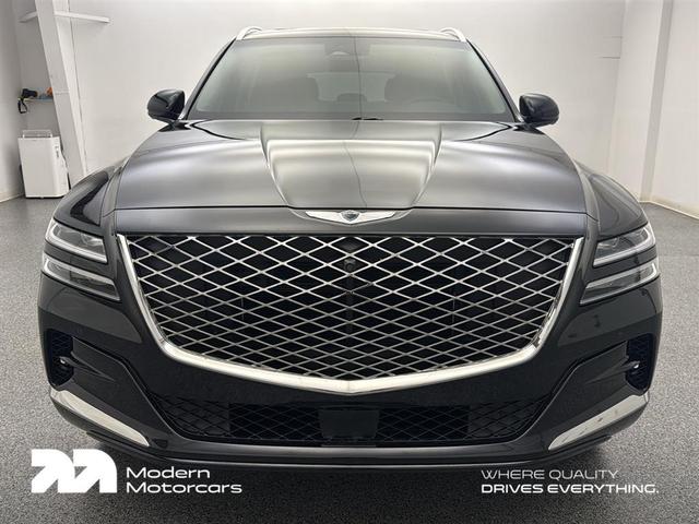 Photo of 2024 Vik Black Genesis GV80