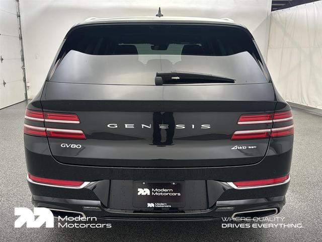 Photo of 2024 Vik Black Genesis GV80