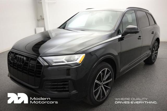 Photo of 2022 Mythos Black Metallic Audi Q7