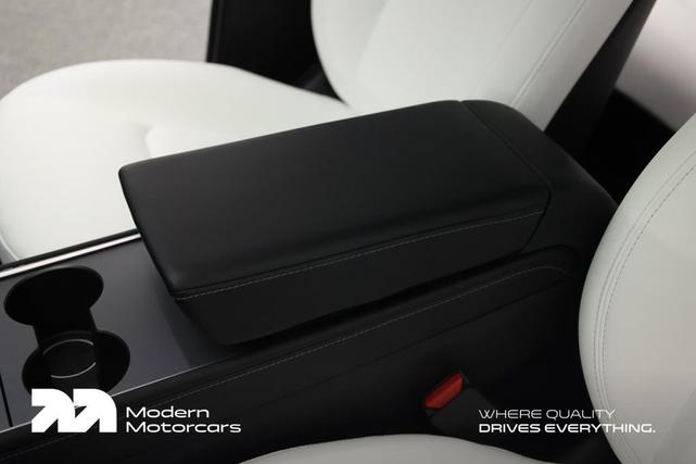 Photo of 2021 Red Multi-Coat Tesla Model Y
