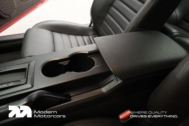 Photo of 2005 Redfire Metallic Ford Mustang