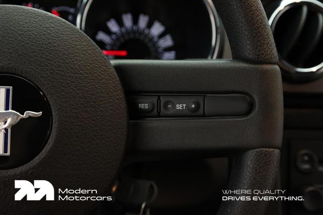 Photo of 2005 Redfire Metallic Ford Mustang