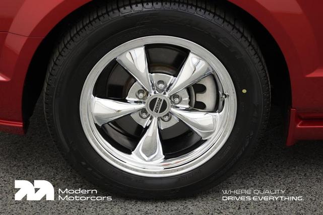 Photo of 2005 Redfire Metallic Ford Mustang