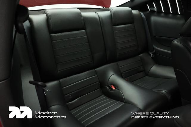 Photo of 2005 Redfire Metallic Ford Mustang