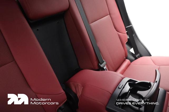 Photo of 2023 Atomic Silver Lexus GX 460