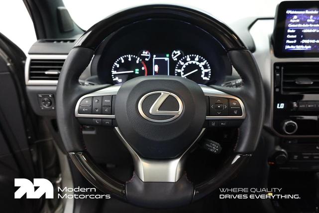 Photo of 2023 Atomic Silver Lexus GX 460