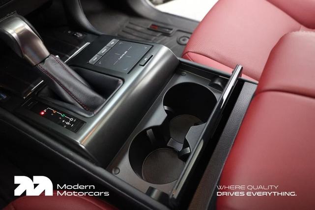 Photo of 2023 Atomic Silver Lexus GX 460