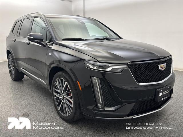 Photo of 2023 Stellar Black Metallic Cadillac XT6