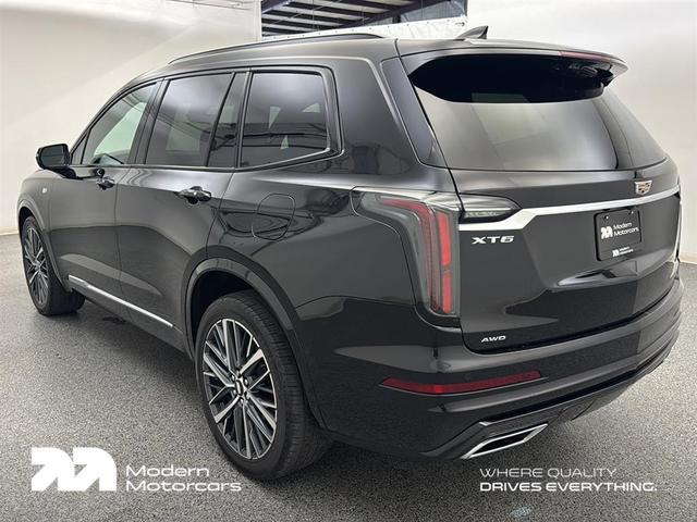 Photo of 2023 Stellar Black Metallic Cadillac XT6