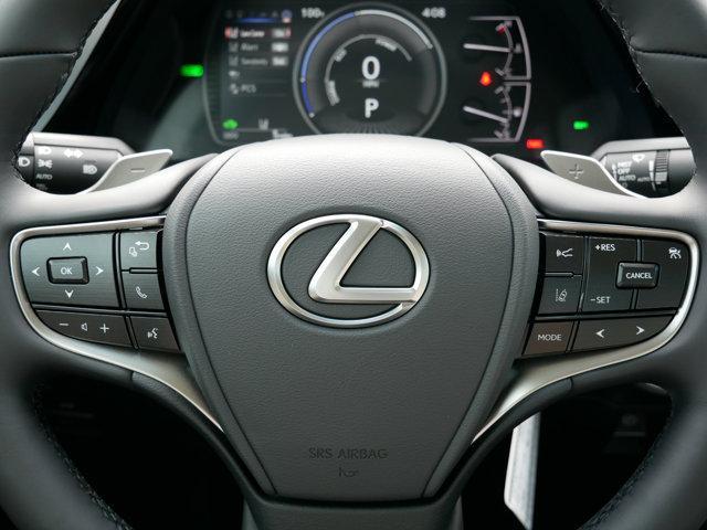 Photo of 2025 Eminent White Pearl Lexus ES 300h