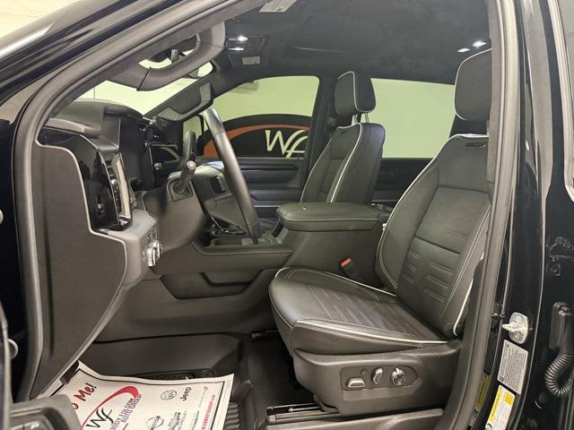 Photo of 2025 Onyx Black GMC Sierra 2500