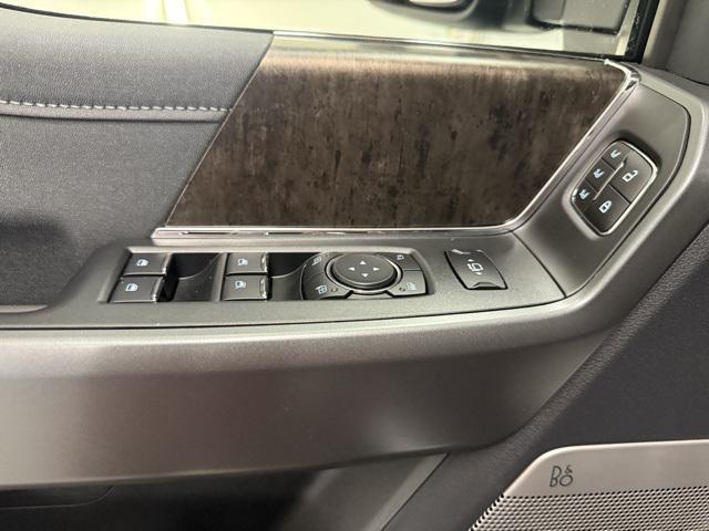 Photo of 2026 Agate Black Metallic Ford F-350