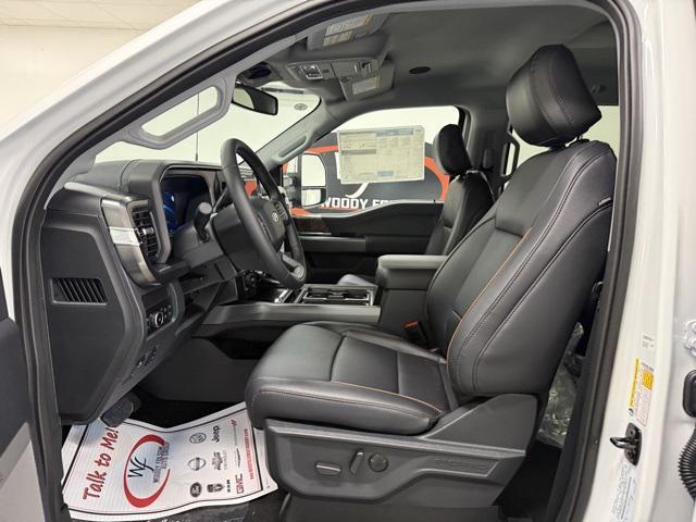 Photo of 2026 Oxford White Ford F-350