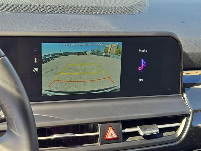 Photo of 2025 Snow White Pearl Kia Seltos