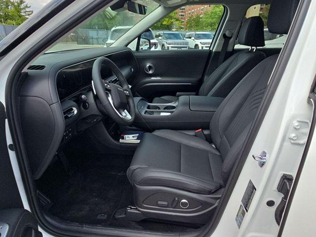 Photo of 2026 Creamy White Pearl Hyundai PALISADE