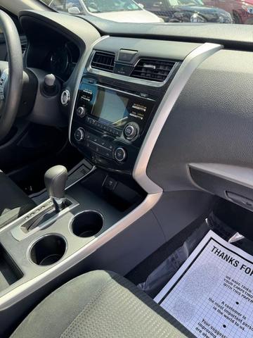 Photo of 2015 SIL Nissan Altima