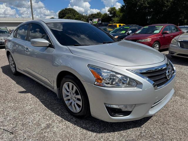 Photo of 2015 SIL Nissan Altima