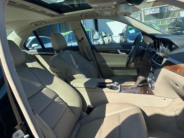Photo of 2012 BLK Mercedes-Benz C-Class