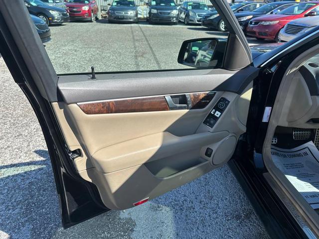 Photo of 2012 BLK Mercedes-Benz C-Class