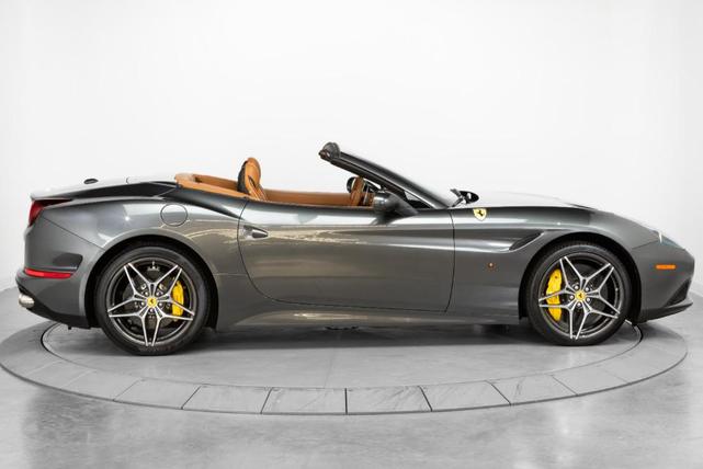Photo of 2016 Grigio Silverstone Ferrari California