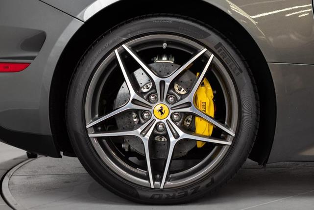 Photo of 2016 Grigio Silverstone Ferrari California