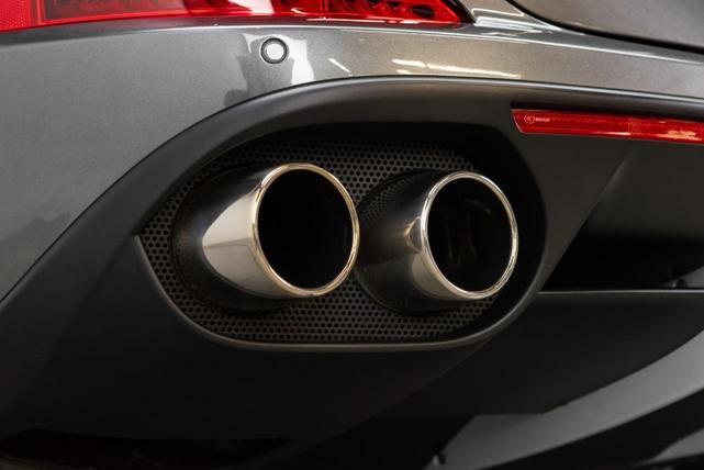 Photo of 2016 Grigio Silverstone Ferrari California