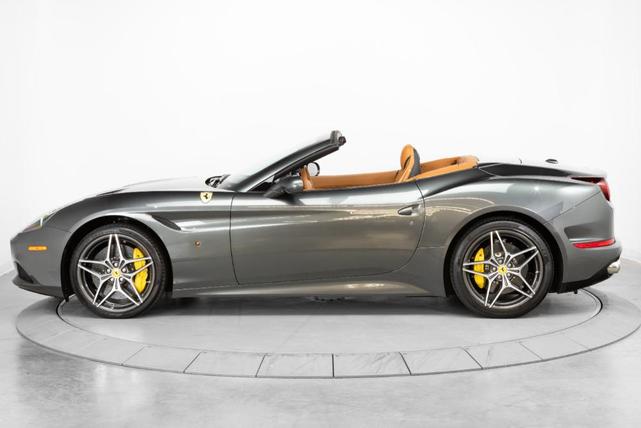 Photo of 2016 Grigio Silverstone Ferrari California