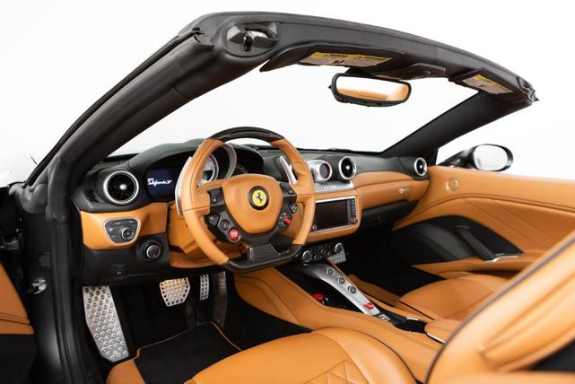 Photo of 2016 Grigio Silverstone Ferrari California