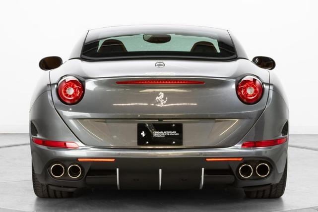 Photo of 2016 Grigio Silverstone Ferrari California