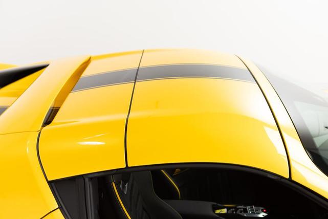 Photo of 2025 Giallo Triplo Strato Ferrari 296 GTS