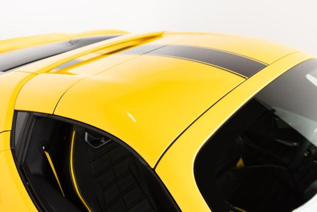 Photo of 2025 Giallo Triplo Strato Ferrari 296 GTS