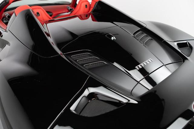 Photo of 2021 Nero Ferrari F8 Spider