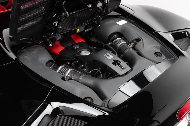 Photo of 2021 Nero Ferrari F8 Spider
