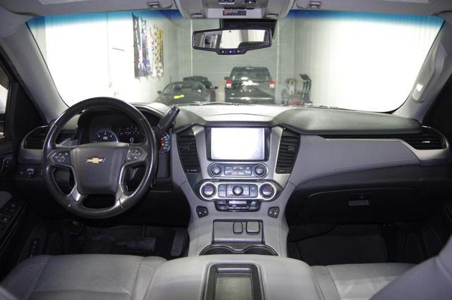 Photo of 2017 Silver Ice Metallic Chevrolet Suburban
