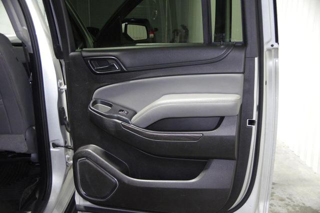 Photo of 2017 Silver Ice Metallic Chevrolet Suburban