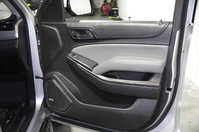 Photo of 2017 Silver Ice Metallic Chevrolet Suburban