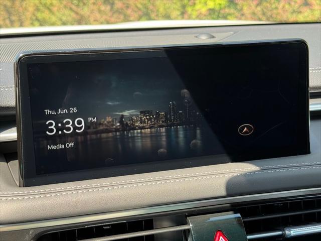 Photo of 2026 Uyuni White Genesis G70