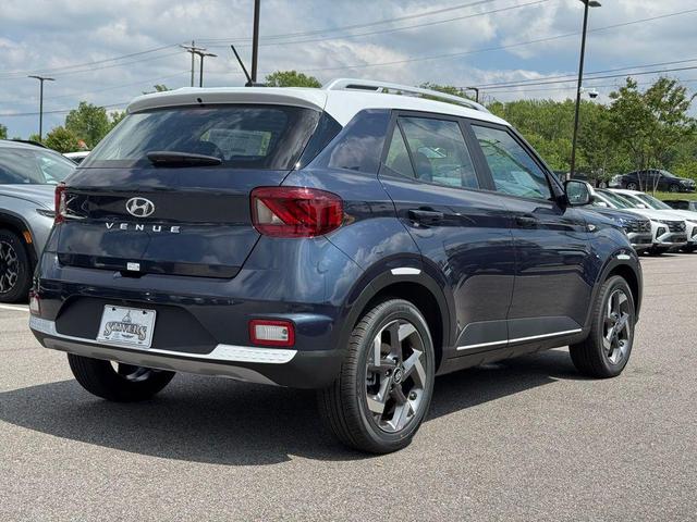 Photo of 2025 Denim w/White Roof Hyundai VENUE